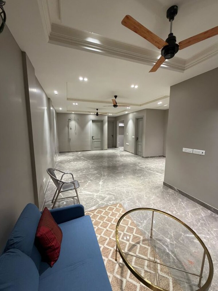 undefined, dlf phase ii 3 Bedroom 215 Sq.Yd. Builder Floor In Dlf Phase ii Gurgaon 10174801