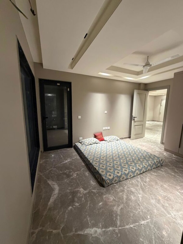 Bedroom, dlf phase ii 3 Bedroom 215 Sq.Yd. Builder Floor In Dlf Phase ii Gurgaon 10174801