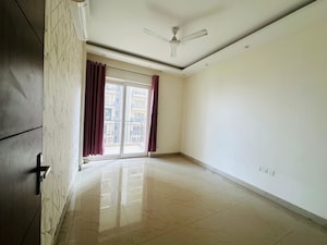 Room in 3 BHK Apartment at Puri Aanandvilas, Sector 81 – for Rent