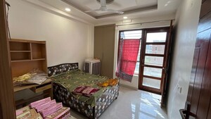Bedroom in 3 BHK Builder Floor at BPTP District Phase 2, Sector 84 – for Rent