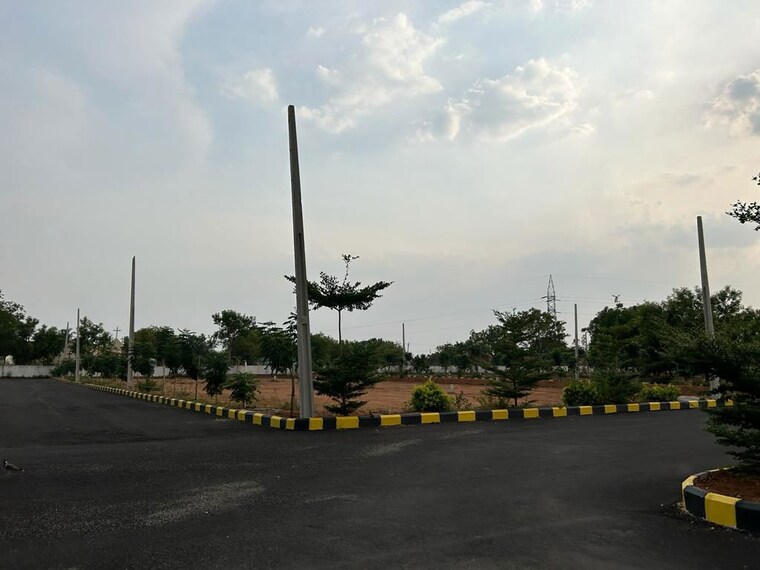 Garden, jb-serene-county  263 Sq.Yd. Plot In Kongara Kalan Hyderabad 10174897