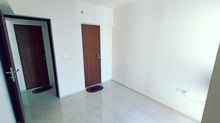 Room, dosti-west-county 1.5 Bedroom 550 Sq.Ft. Apartment In Balkum Pada Thane 10174905