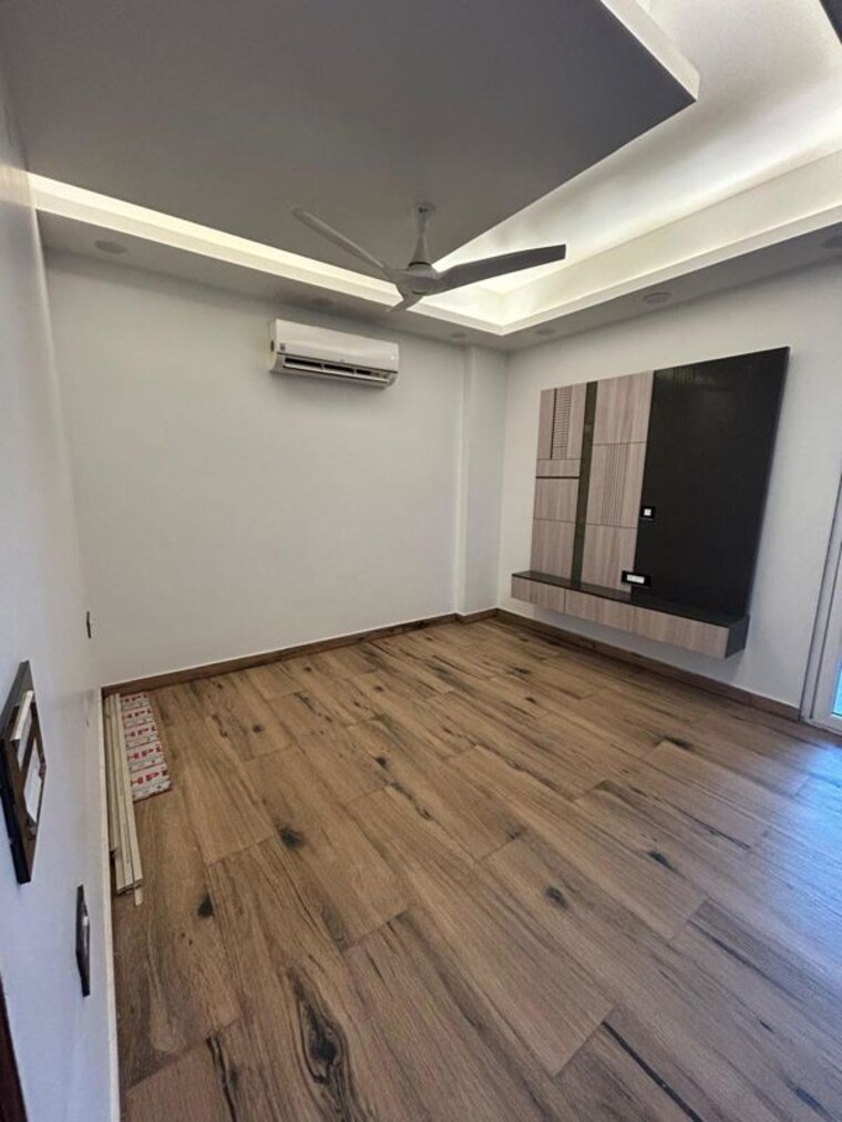 Room, fidato-honour-homes 2 Bedroom 180 Sq.Yd. Builder Floor In Sector 89 Faridabad 10174915