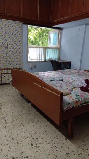 Bedroom in 3 BHK Apartment at Navrangpura – for Rent