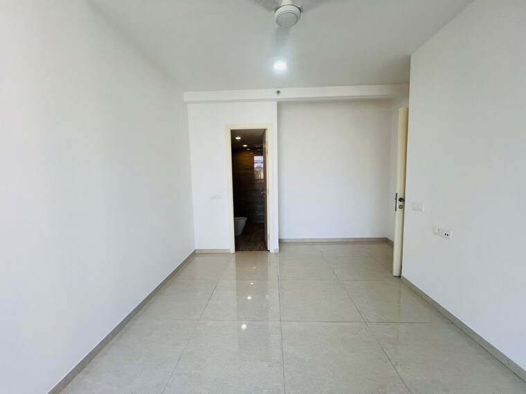 Room, hiranandani-eagleridge-wing-a 2 Bedroom 1070 Sq.Ft. Apartment In Thane West Thane 10174950