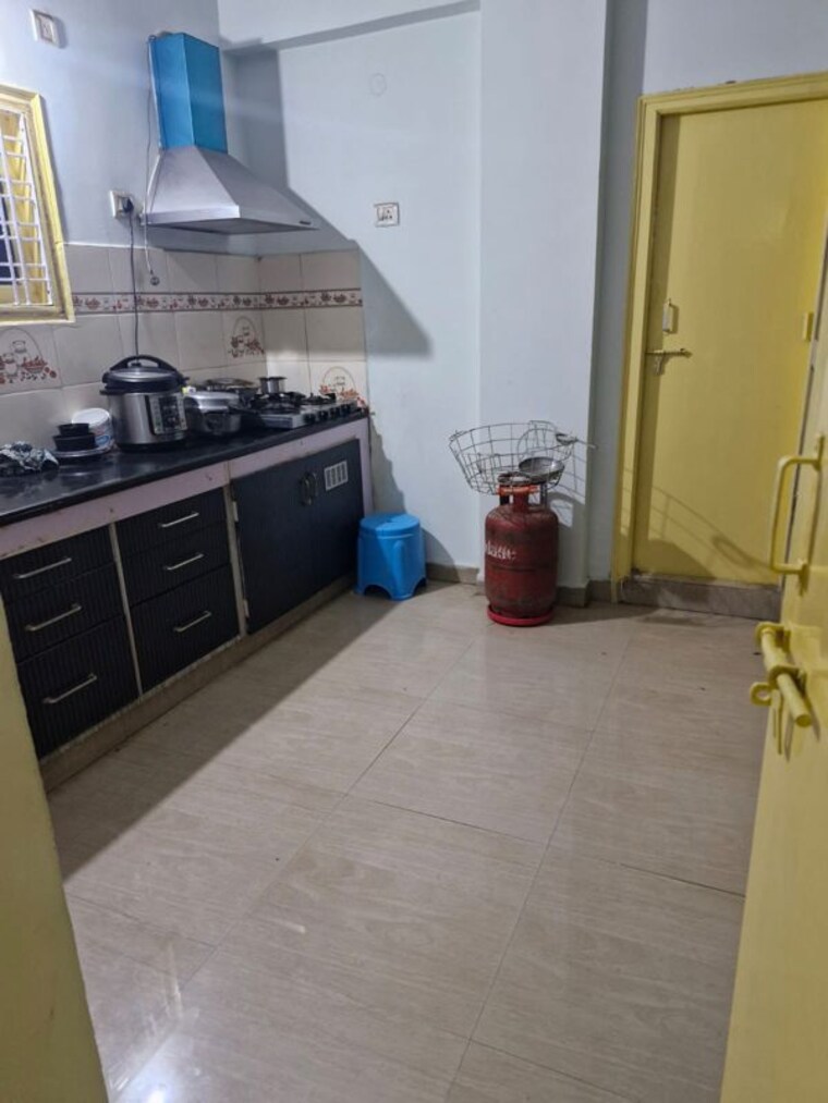 Kitchen/pantry, cbr-krishnaveni-estates 3 Bedroom 1567 Sq.Ft. Apartment In Yapral Hyderabad 10174957