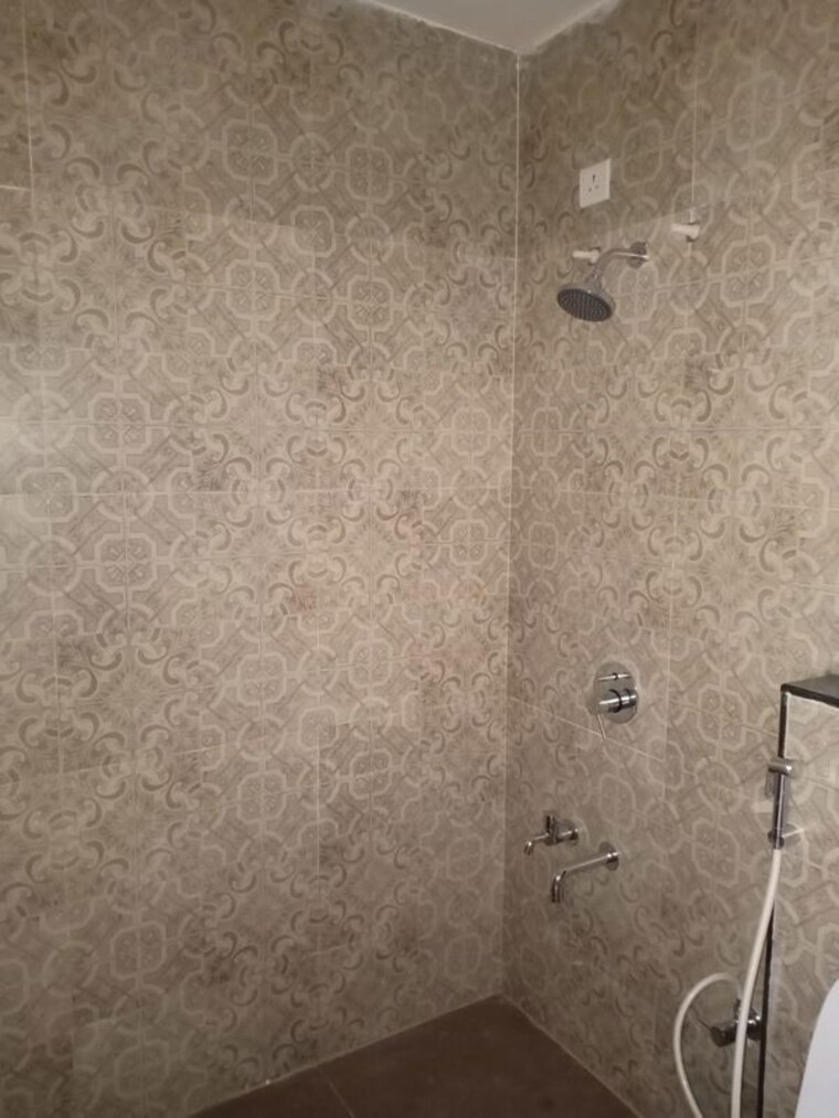 Bathroom, wadhwani-sai-paradise 2 Bedroom 880 Sq.Ft. Apartment In Punawale Pune 10174969