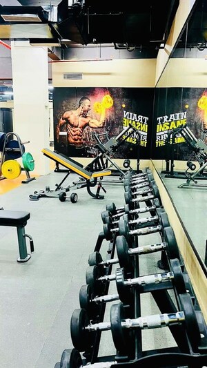 Gym in 4 BHK Apartment at Azeagaia Botanica, Vrindavan Yojna – for Sale