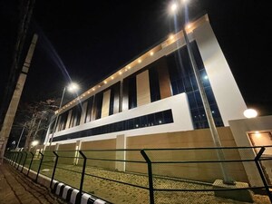 Staircase in  Warehouse at Innov8 Tech Garden, Sector 35 – for Rent