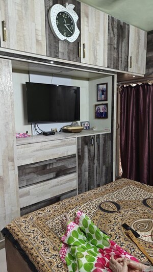 Bedroom in 3 BHK Apartment at Nirala Estate II, Tech Zone 4 Greater Noida – for Rent