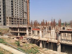 4 BHK + Pooja Room,Servant Room,Extra Room Apartment For Sale in Ekana Ontario
