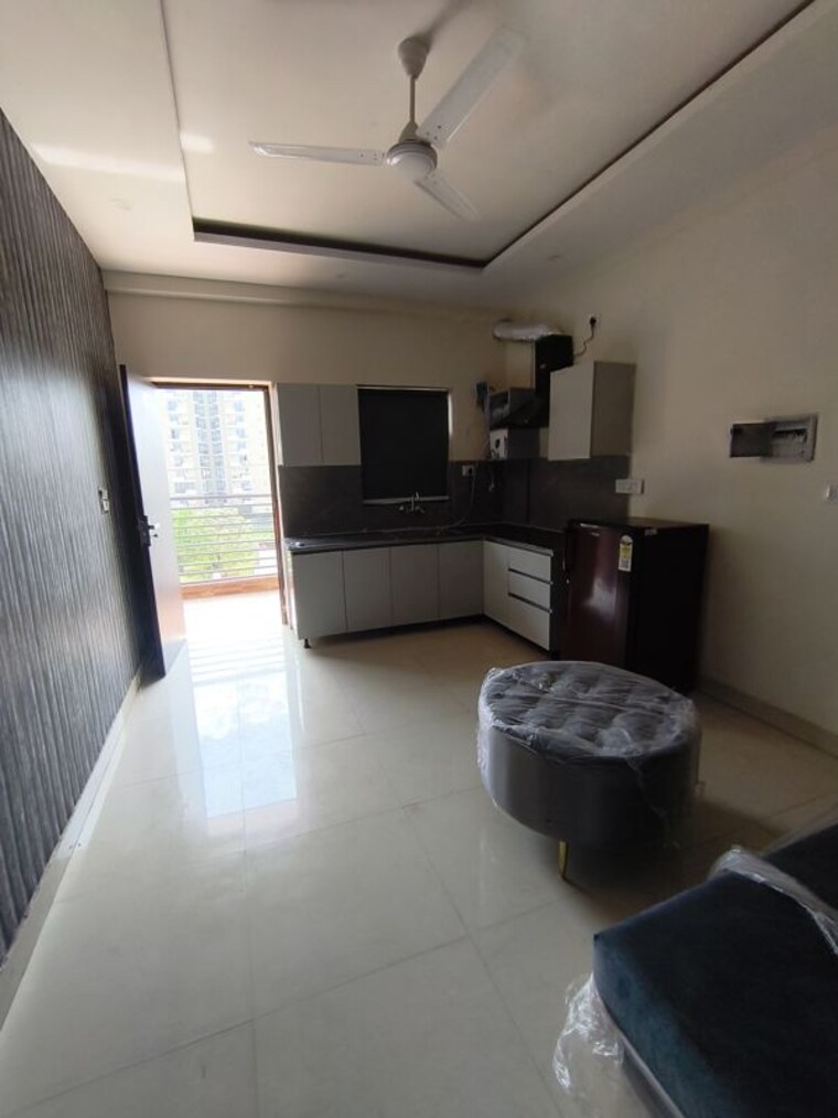 Living Room, aura-homes 1 Bedroom 600 Sq.Ft. Builder Floor In Patiala Road Zirakpur 10174984