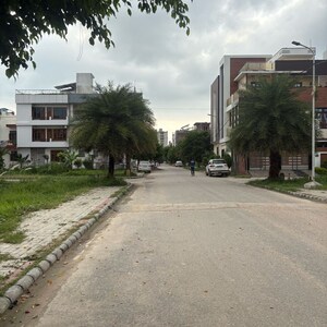 4 BHK Independent House – Exterior View View at NGK Kahlon Garden City, Vrindavan Yojna - for Sale