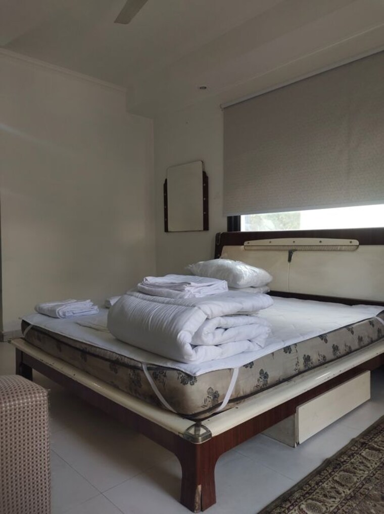 Bedroom, greater kailash i 1 Bedroom 1200 Sq.Ft. Builder Floor In Greater Kailash I Delhi 10174995