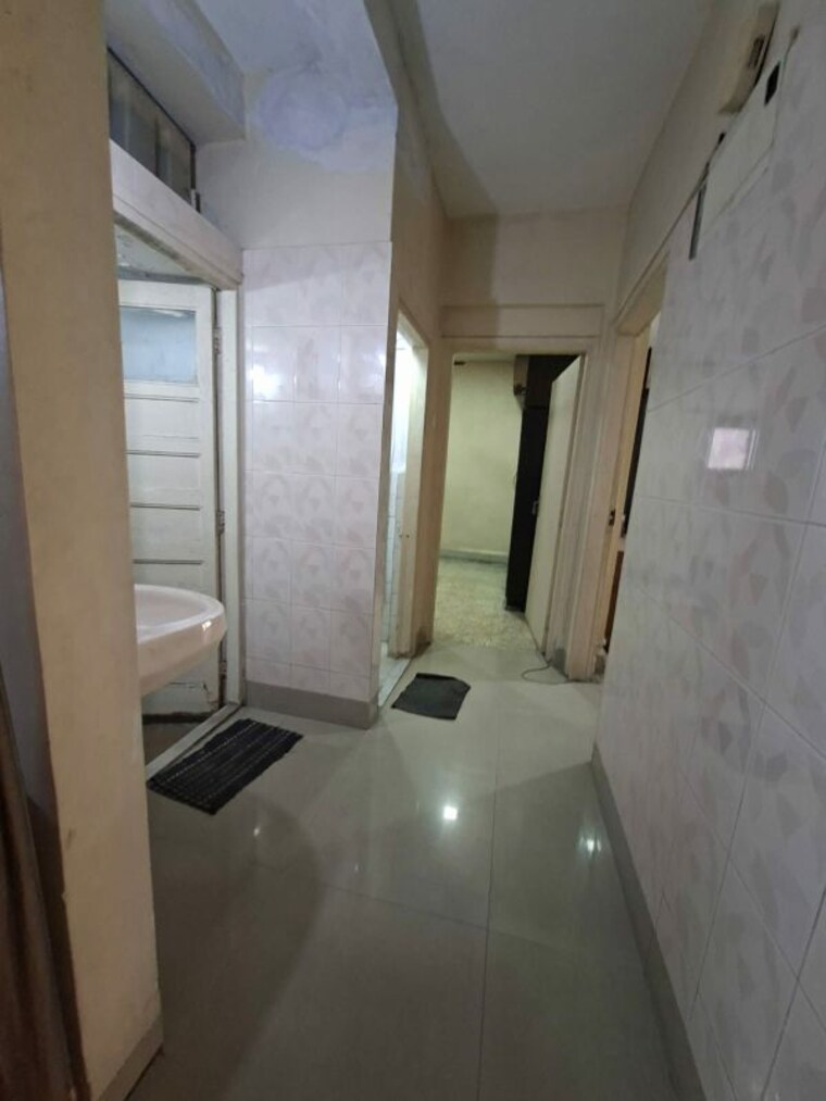 Bathroom, vrindavan-society-thane-west 2 Bedroom 829 Sq.Ft. Apartment In Vrindavan Society Thane 10175017