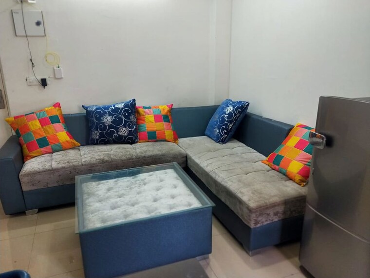 Living Room, avl-36-gurgaon 1 Bedroom 386 Sq.Ft. Apartment In Sector 36 Gurgaon 10175054