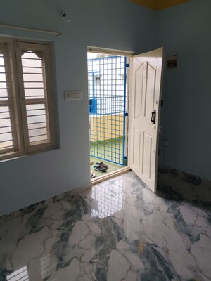 Room in 1 BHK Apartment at Krishna Residency Kadubeesanahalli, Kadubeesanahalli – for Rent