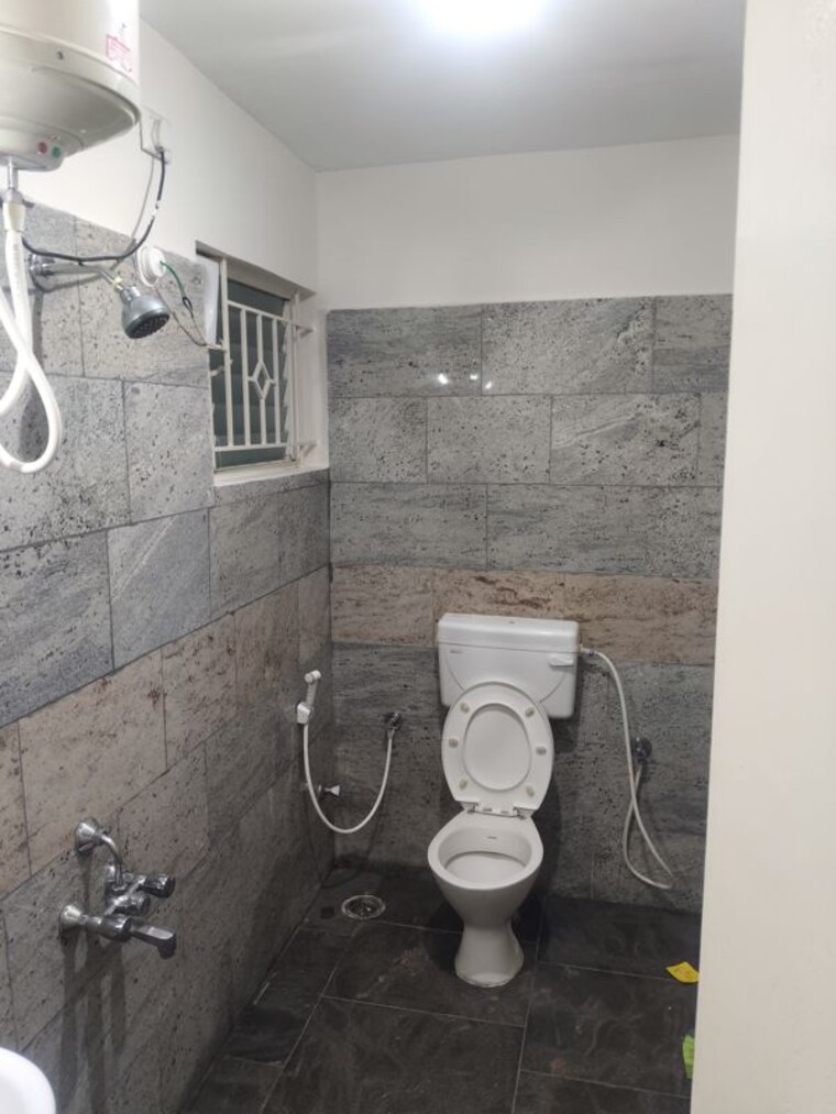 Bathroom, s-v-residency-bellandur 1 Bedroom 600 Sq.Ft. Apartment In Bellandur Bangalore 10175068
