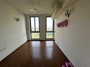 Room in 4 BHK Apartment at M3M Golf Estate, Sector 65 – for Rent