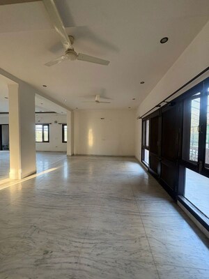 Building Lobby in 3.5 BHK Independent House at Greenwoods Society, Omega Iv Greater Noida – for Rent