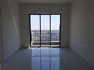 Room in 1 BHK Apartment at Runwal Gardens, Dombivli East – for Rent