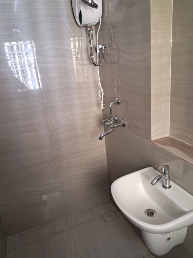 Bathroom, runwal-gardens 1 Bedroom 400 Sq.Ft. Apartment In Dombivli East Thane 10175115