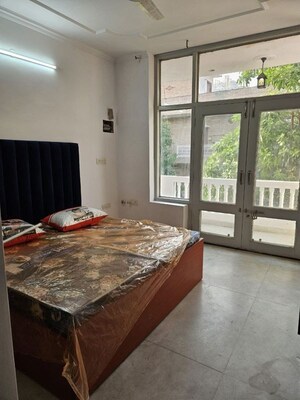 Bedroom in 3 BHK Builder Floor at Indrapuram – for Sale