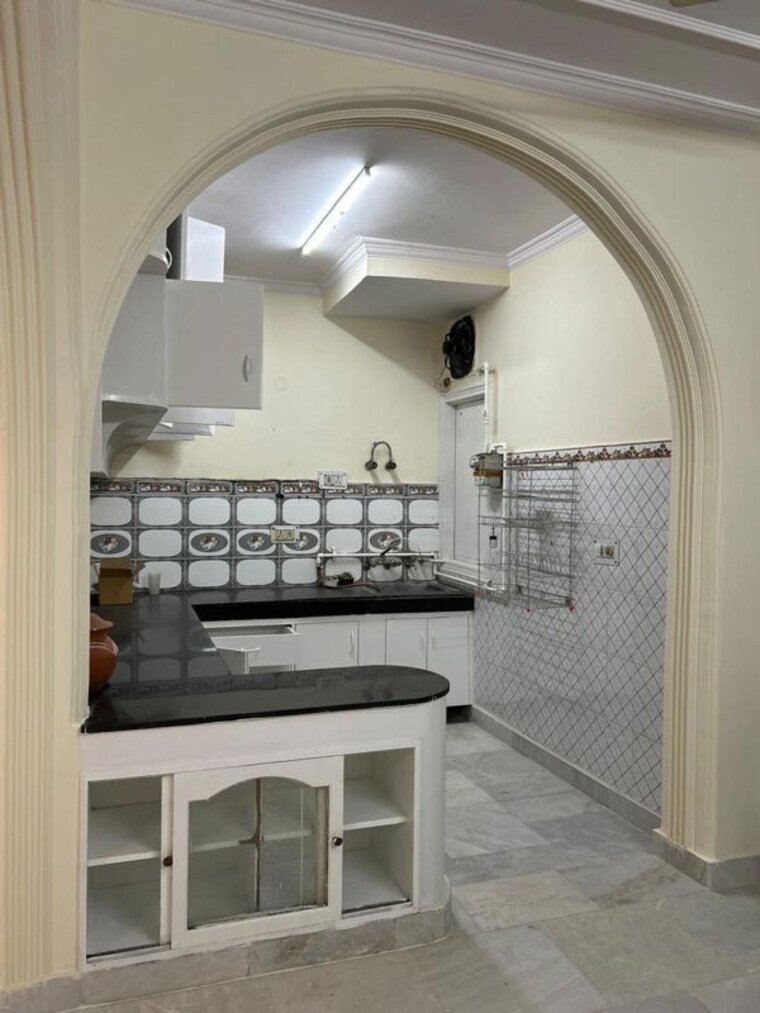Kitchen, lajpat nagar ii 2 Bedroom 1000 Sq.Ft. Builder Floor In Lajpat Nagar ii Delhi 10175131