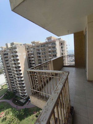 3 BHK Apartment For Rent in Sushma Infinium, Ghazipur