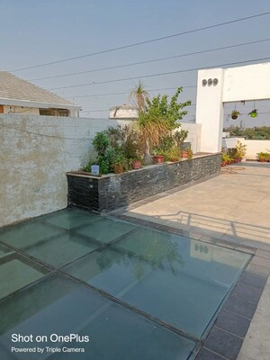 Balcony in 1 RK Independent House at RWA Apartments Sector 26, Sector 26 – for Rent