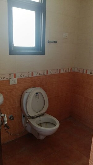 Master Bedroom in 3 BHK Apartment at Sector 39 – for Sale