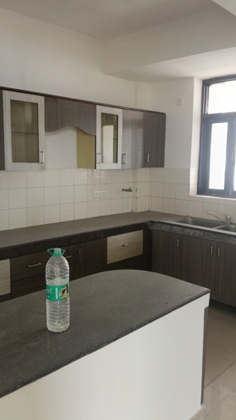 Kitchen, sector 39 4 Bedroom 2500 Sq.Ft. Apartment In Sector 39 Gurgaon 10175191