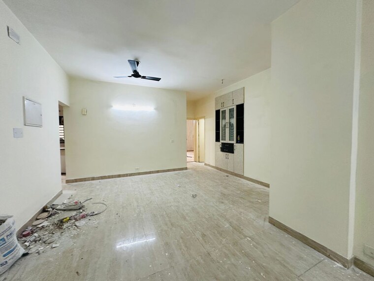 Room, puri-aman-vilas 3 Bedroom 265 Sq.Yd. Builder Floor In Sector 89 Faridabad 10175199