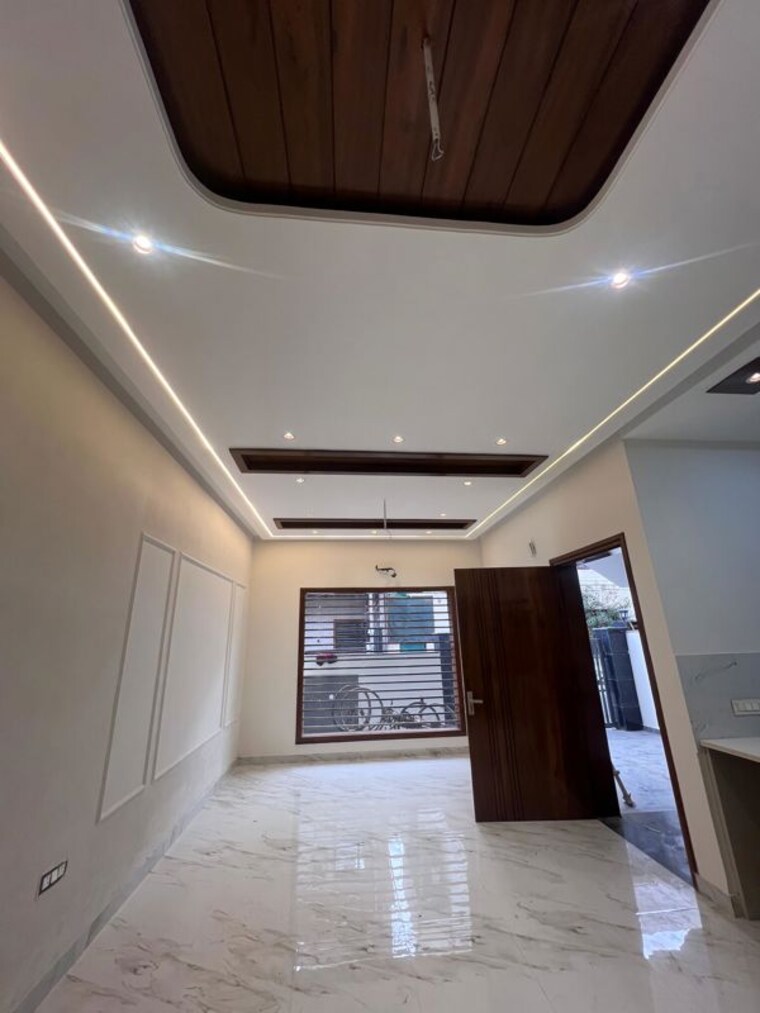 undefined, onyxe-paraiso 5 Bedroom 1350 Sq.Ft. Independent House In Patiala Road Zirakpur 10175220