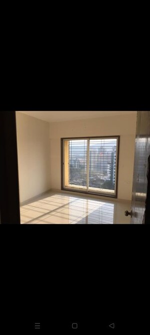 Room in 2 BHK Apartment at Fenklin Belleza, Ghodbunder Road – for Sale