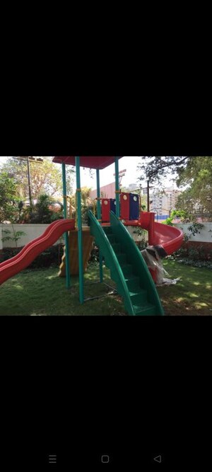 Swimming Pool in 2 BHK Apartment at Fenklin Belleza, Ghodbunder Road – for Sale