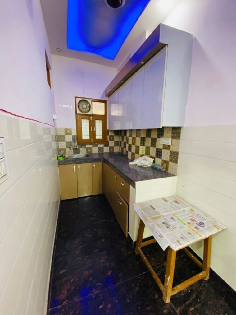 Kitchen, uttam nagar 2 Bedroom 2150 Sq.Ft. Independent House In Uttam Nagar Delhi 10175238