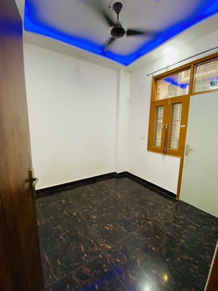 Room, uttam nagar 2 Bedroom 2150 Sq.Ft. Independent House In Uttam Nagar Delhi 10175238