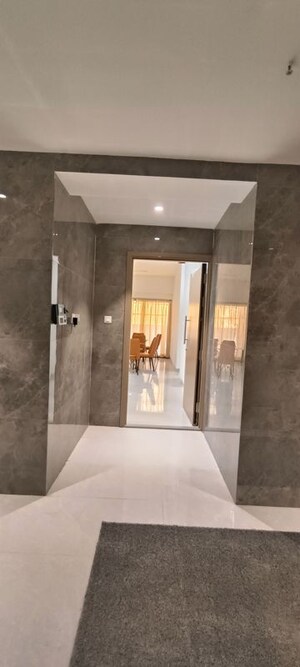 Building Lobby in 6+ BHK Apartment at Runwal Zenith, Balkum Pada – for Sale