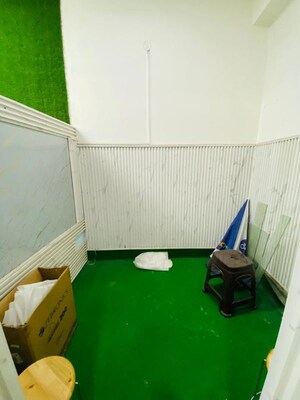 Team Area in  Shop at Uttam Nagar – for Rent