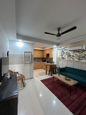 Kitchen in 1 BHK Builder Floor at Sector 38 – for Rent