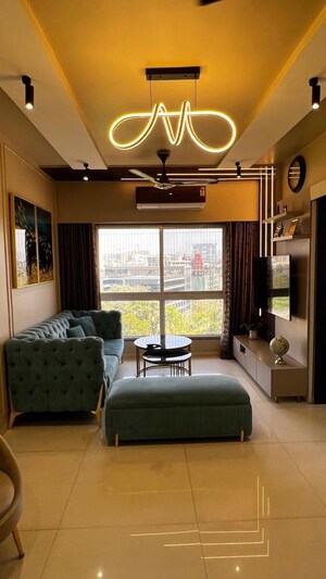 Bedroom in 2 BHK Apartment at Rustomjee Alpine, Malad West – for Rent