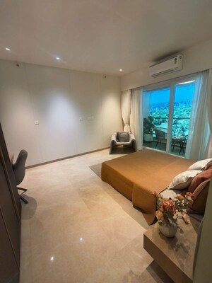 Room in 3 BHK Apartment at Hadapsar – for Sale