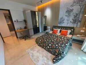 Room in 3 BHK Apartment at Hadapsar – for Sale