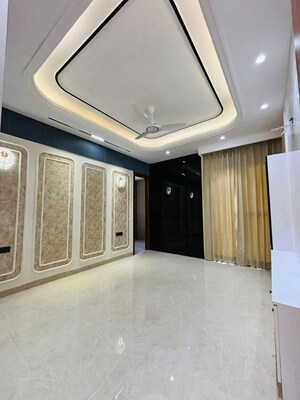 Room in 3 BHK Builder Floor at Ansal API Esencia, Sector 67 – for Sale