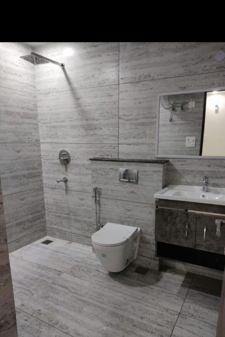 Bathroom, sector 7 dwarka 1 Bedroom 500 Sq.Ft. Apartment In Sector 7 Dwarka Delhi 10175310