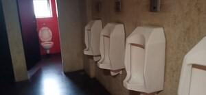  Office Space For Sale in Sector V