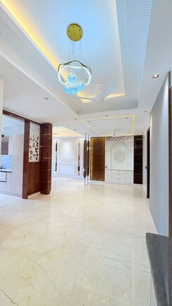 3 BHK + Pooja Room,Servant Room Builder Floor For Sale in BPTP Green Oaks