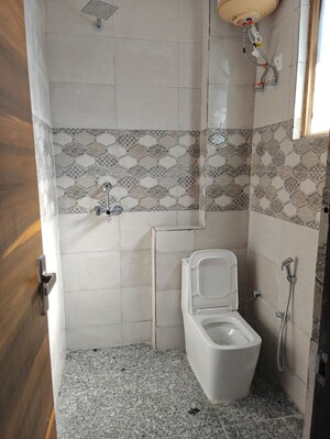 Bathroom in 2 BHK Builder Floor at Sector 45 – for Rent
