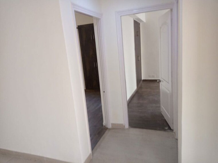 Other, paras-tierea 3 Bedroom 1900 Sq.Ft. Apartment In Sector 137 Noida 10175331